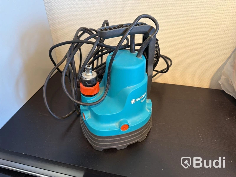 Dränkbar pump Gardena 7000/C