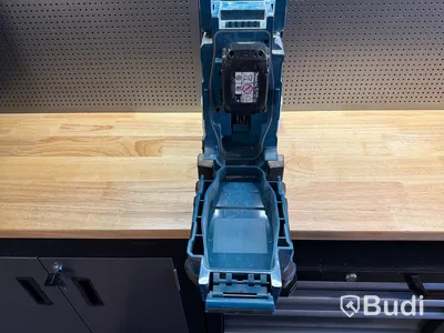 Byggradio | Makita DMR108