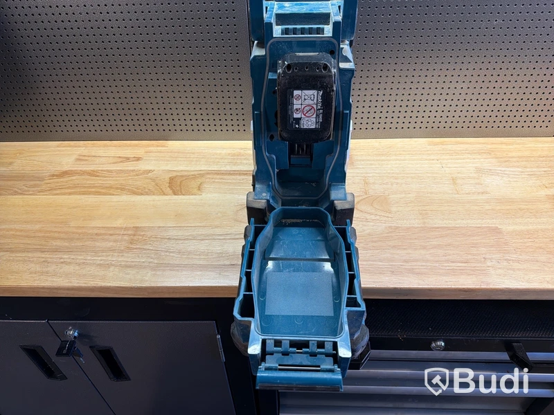Byggradio | Makita DMR108