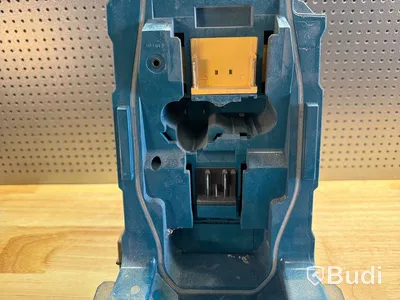 Byggradio | Makita DMR108