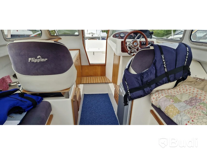 Flipper 630 OC with Yamaha 115 hp 4-stroke engine, 2002, with unbraked trailer