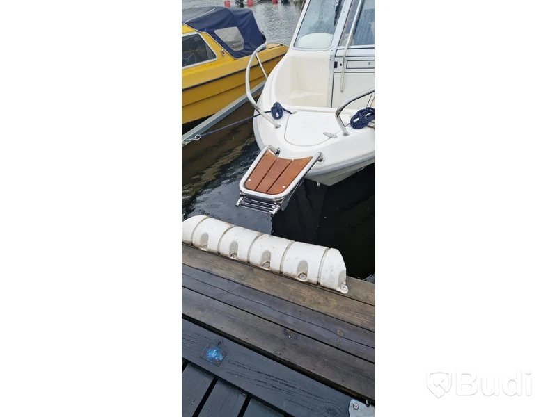 Flipper 630 OC with Yamaha 115 hp 4-stroke engine, 2002, with unbraked trailer