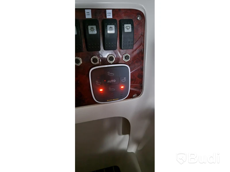 Flipper 630 OC with Yamaha 115 hp 4-stroke engine, 2002, with unbraked trailer