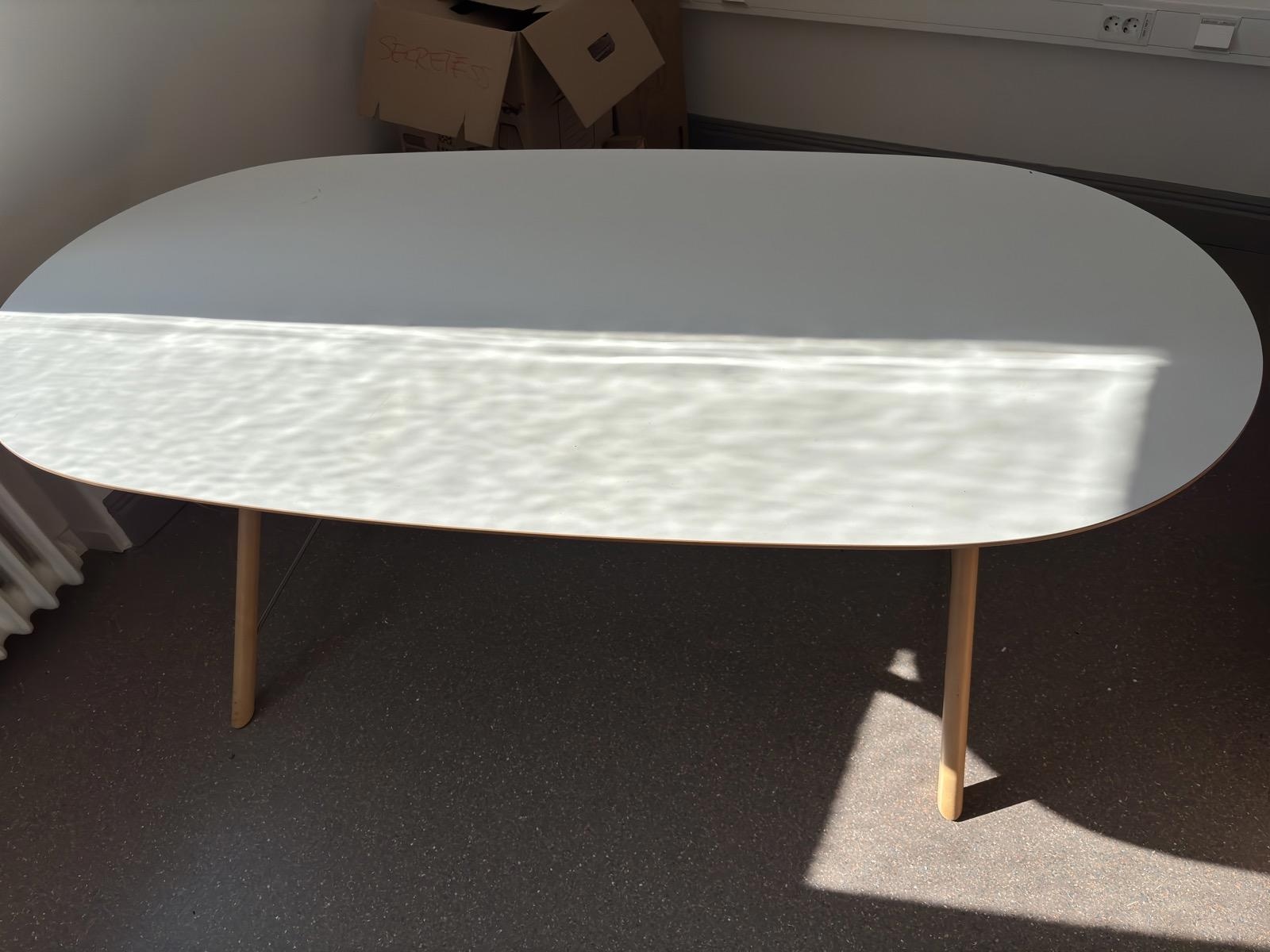 Matbord Ikea, Dalshult