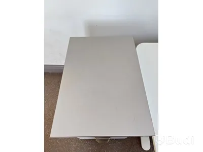 Höj- och sänkbart skrivbord Ikea inkl. hurts