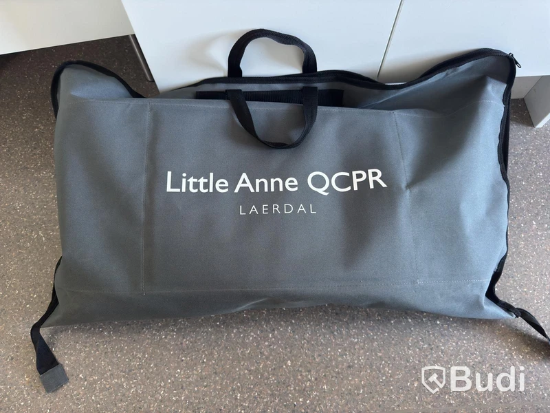 HLR-docka Little Anne QCPR