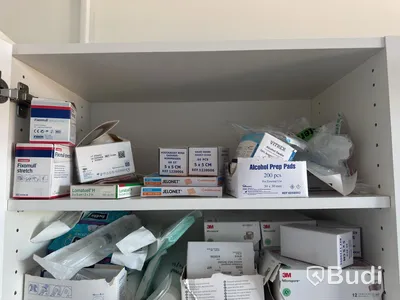 Förbruknings- och medicinskt material.