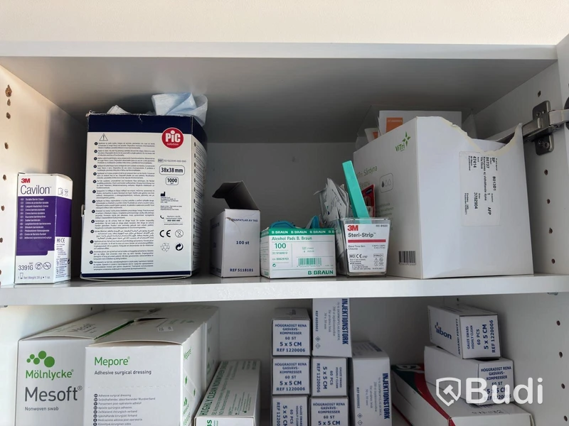 Förbruknings- och medicinskt material.