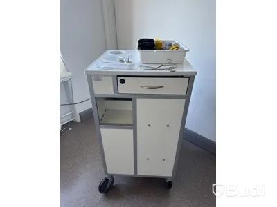 Medicinsk vagn Tarett inkl. innehåll