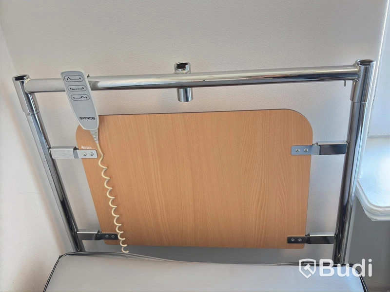 Sjukhussäng, elektrisk, ställbar inkl. sidobord