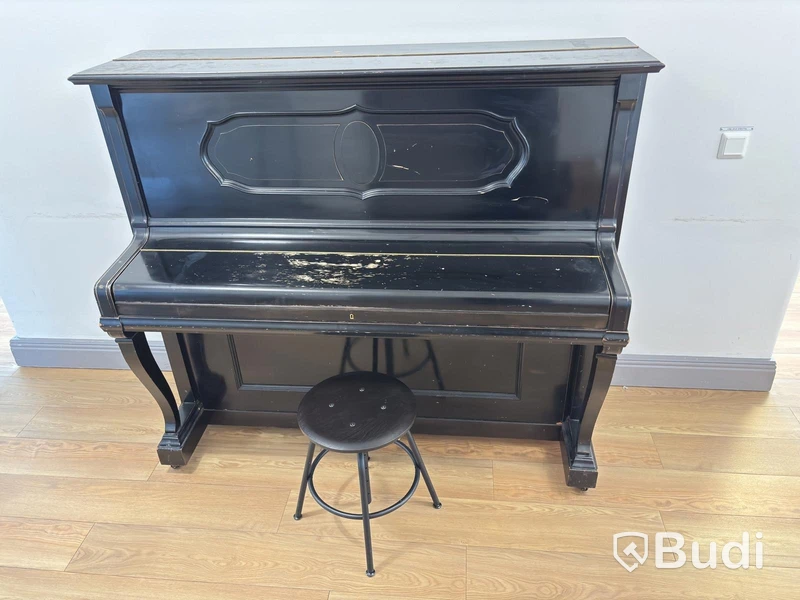 Piano Ibach