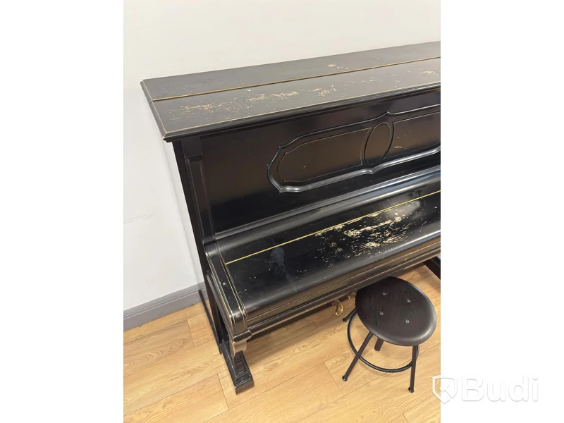 Piano Ibach