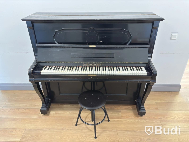 Piano Ibach
