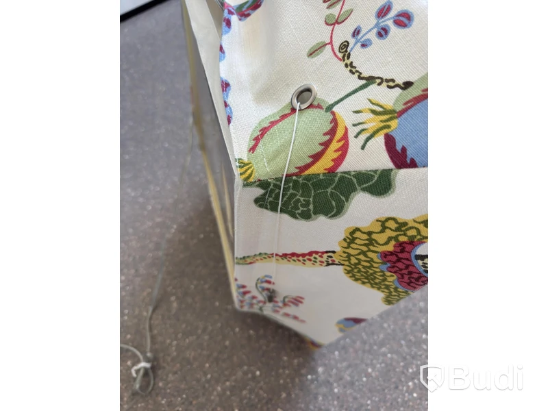 Takplafond med Josef Frank- tyg