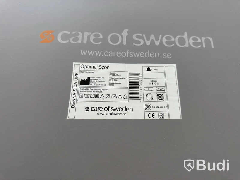 Sjukhussäng, elektrisk, ställbar inkl. sängbord