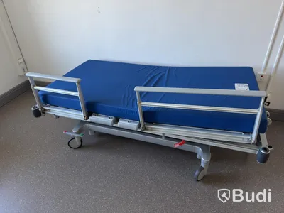 Sjukhussäng, elektrisk, ställbar inkl. sängbord