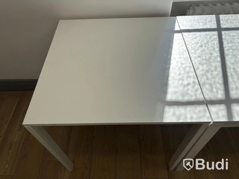 4 st. Bord Ikea