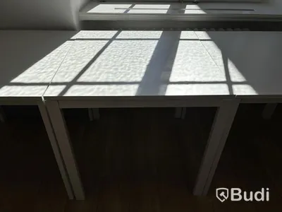 4 st. Bord Ikea