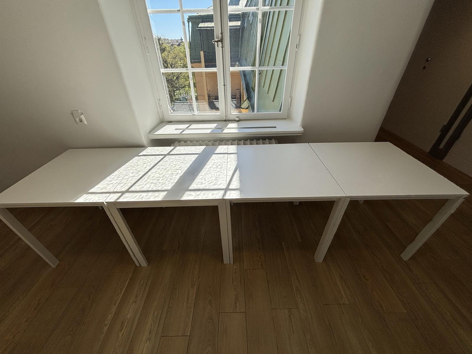 4 st. Bord Ikea