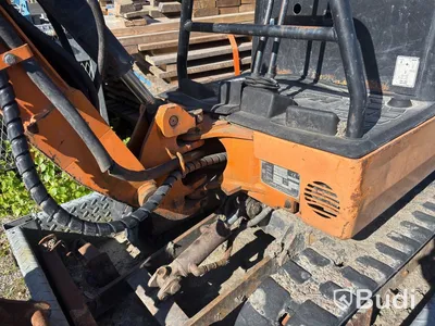 Hanix mini excavator including trailer, repair project