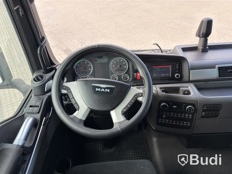 Tractor unit MAN TGX 28.480 6X2-2 -2016