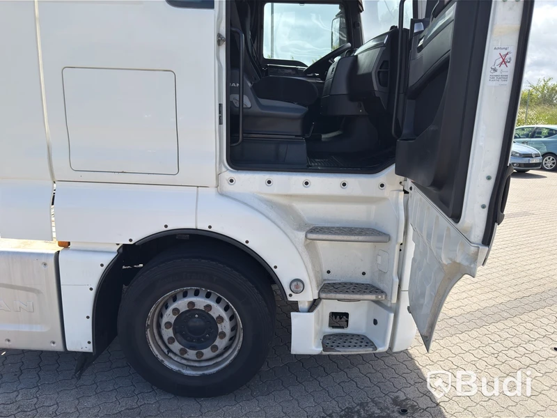 Tractor unit MAN TGX 28.480 6X2-2 -2016