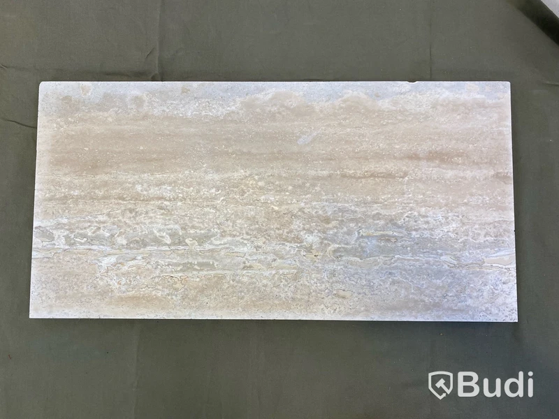 Parti med stenplattor, Marble Designs