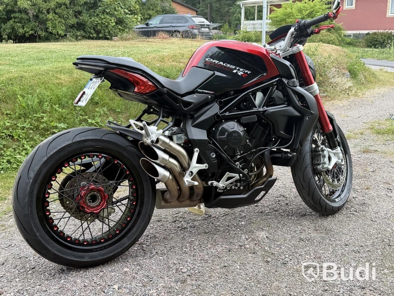 MV Agusta BRUTALE 800 DRAGSTER RR -2015