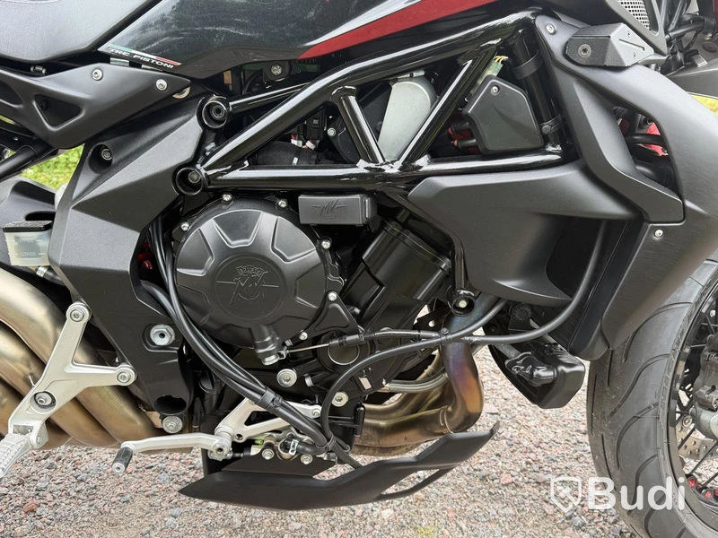 MV Agusta BRUTALE 800 DRAGSTER RR -2015