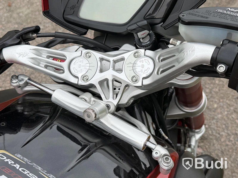 MV Agusta BRUTALE 800 DRAGSTER RR -2015