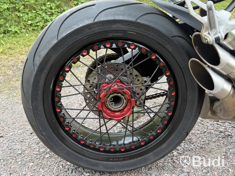 MV Agusta BRUTALE 800 DRAGSTER RR -2015