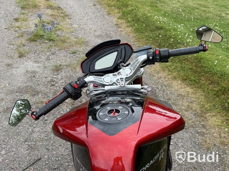 MV Agusta BRUTALE 800 DRAGSTER RR -2015