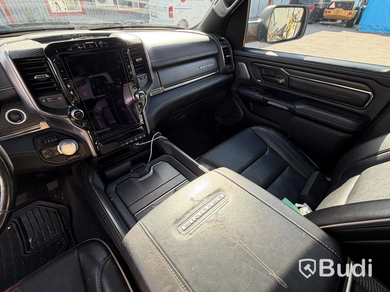 RAM RAM 1500 LIMITED -2019 | BENSIN