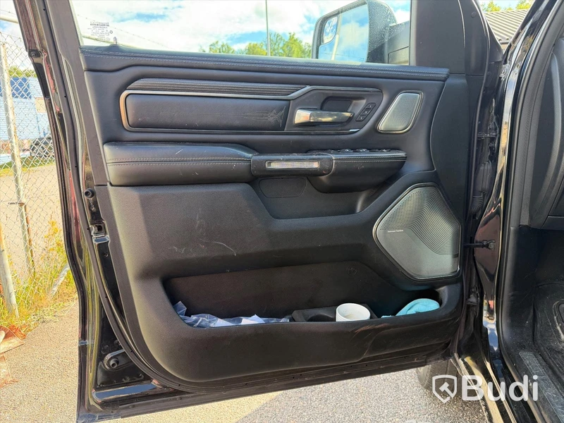 RAM RAM 1500 LIMITED -2019 | BENSIN
