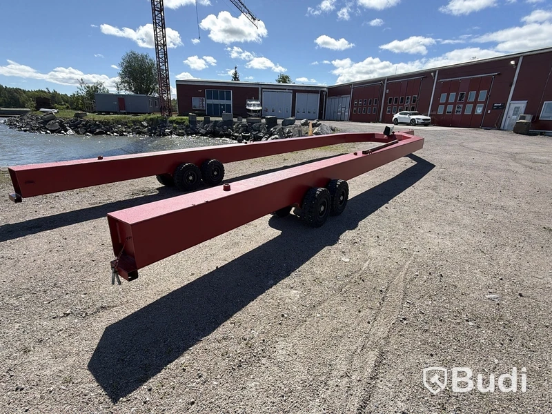 Boat trailer/cradle for heavier boats