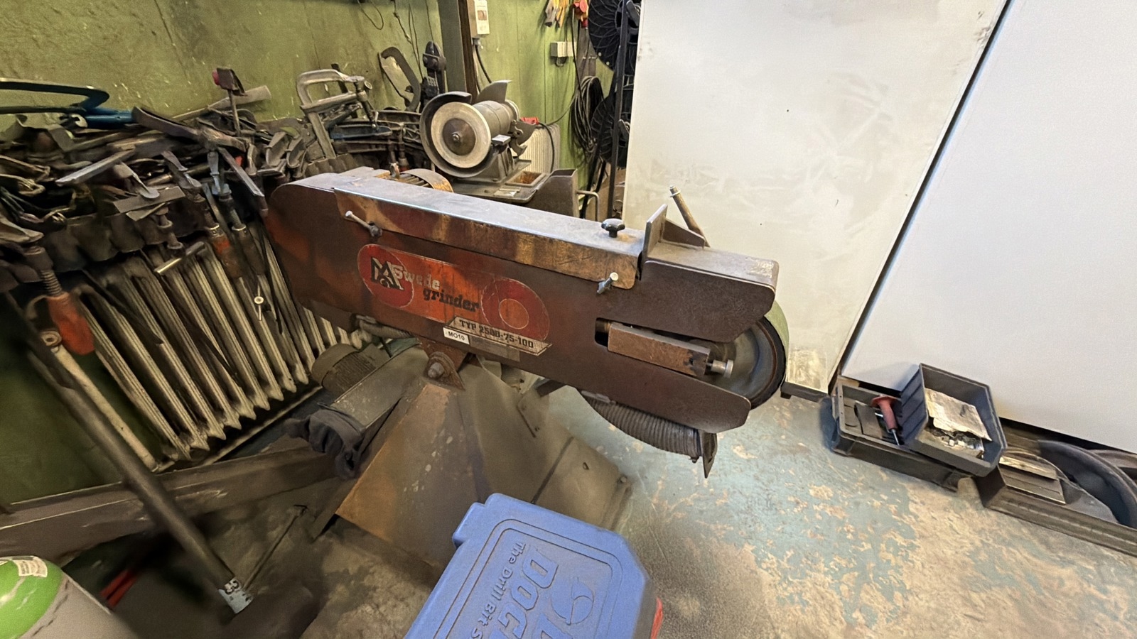 Bandslipmaskin Swede Grinder Typ 2500-75-100