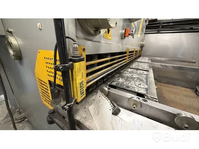 Hydraulic guillotine shear ZDMT QC11Y-6x2500