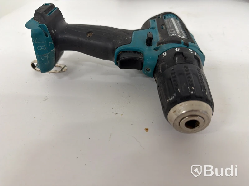 Skruvdragare Makita DF331D, tigersåg Makita JR105D