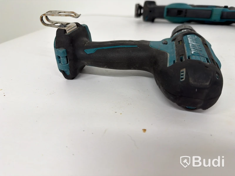 Skruvdragare Makita DF331D, tigersåg Makita JR105D