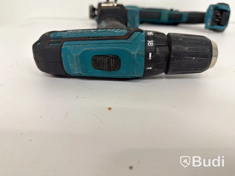 Skruvdragare Makita DF331D, tigersåg Makita JR105D