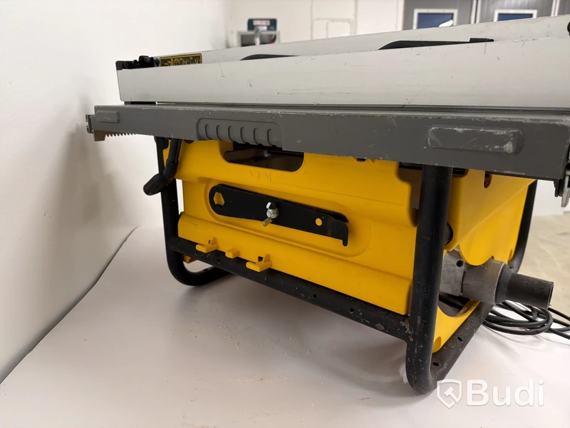 Bordsåg DeWalt DW745-QS