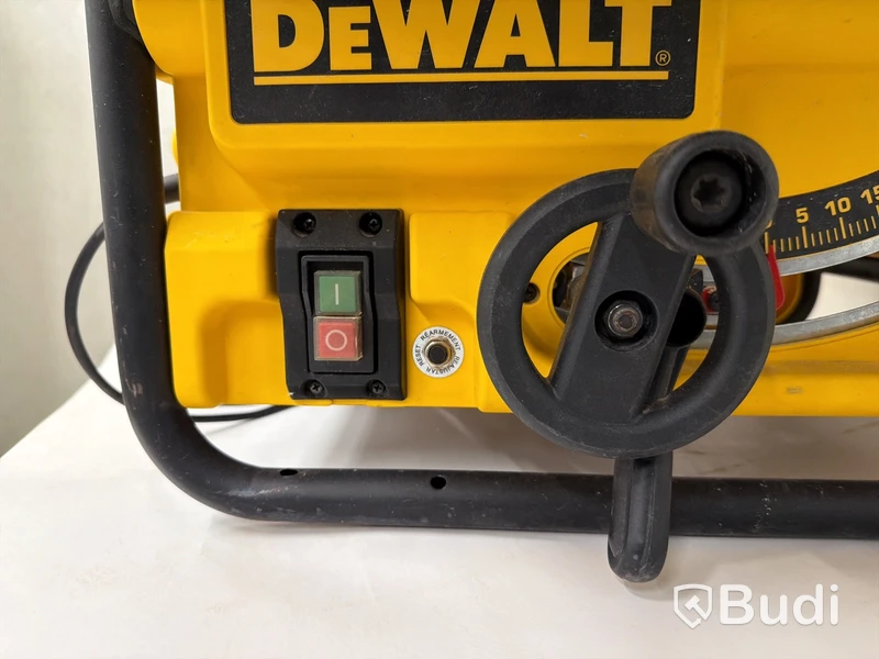 Bordsåg DeWalt DW745-QS