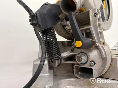 Kap- och klyvsåg Dewalt DWS777-QS