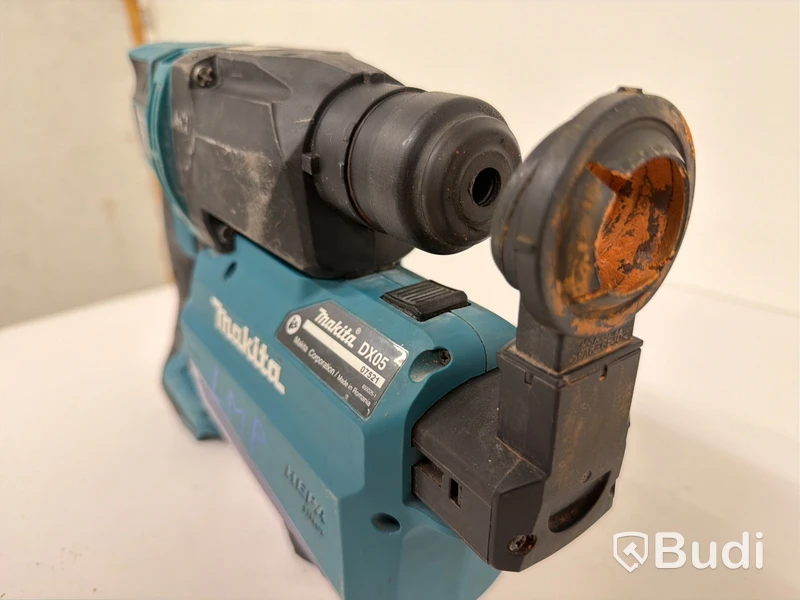 Batteridriven borrhammare Makita DHR182, 18V, Dammsamlare Makita DX05