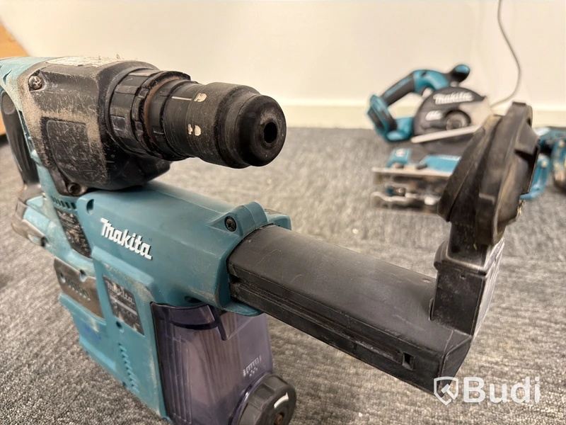 Parti verktyg Makita, ink laddare och 2 st batterier