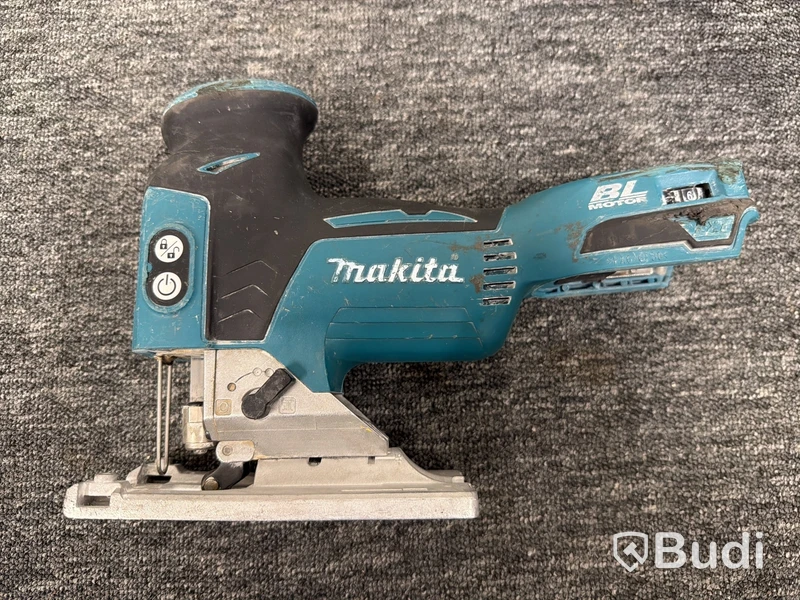 Parti verktyg Makita, ink laddare och 2 st batterier