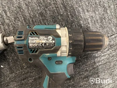 Parti verktyg Makita, ink laddare och 2 st batterier