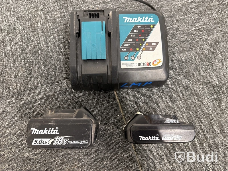 Parti verktyg Makita, ink laddare och 2 st batterier