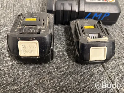 Parti verktyg Makita, ink laddare och 2 st batterier
