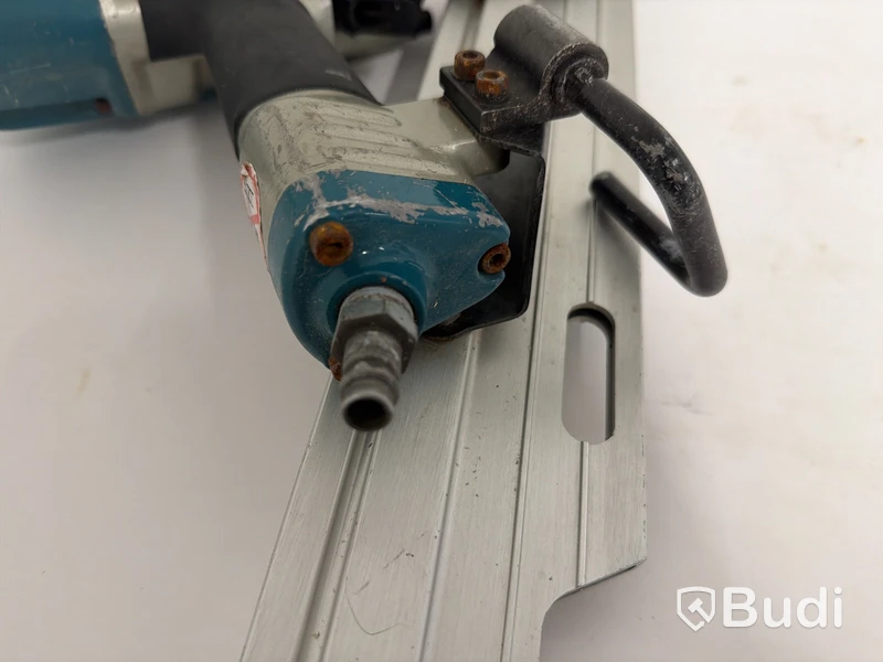 Spikpistol Makita AN943, tryckluftsdriven